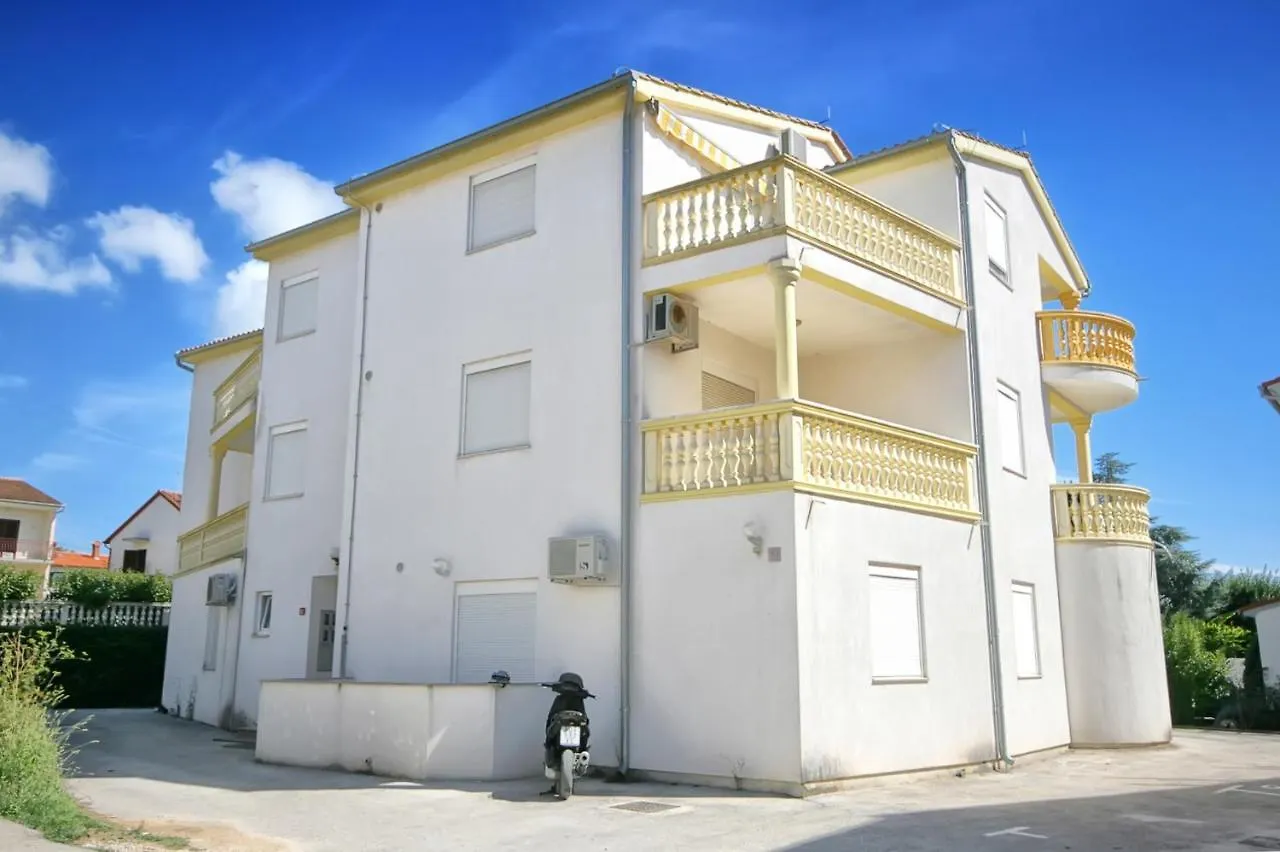 Ferienwohnung Burle - Davorin Medulin Apartment